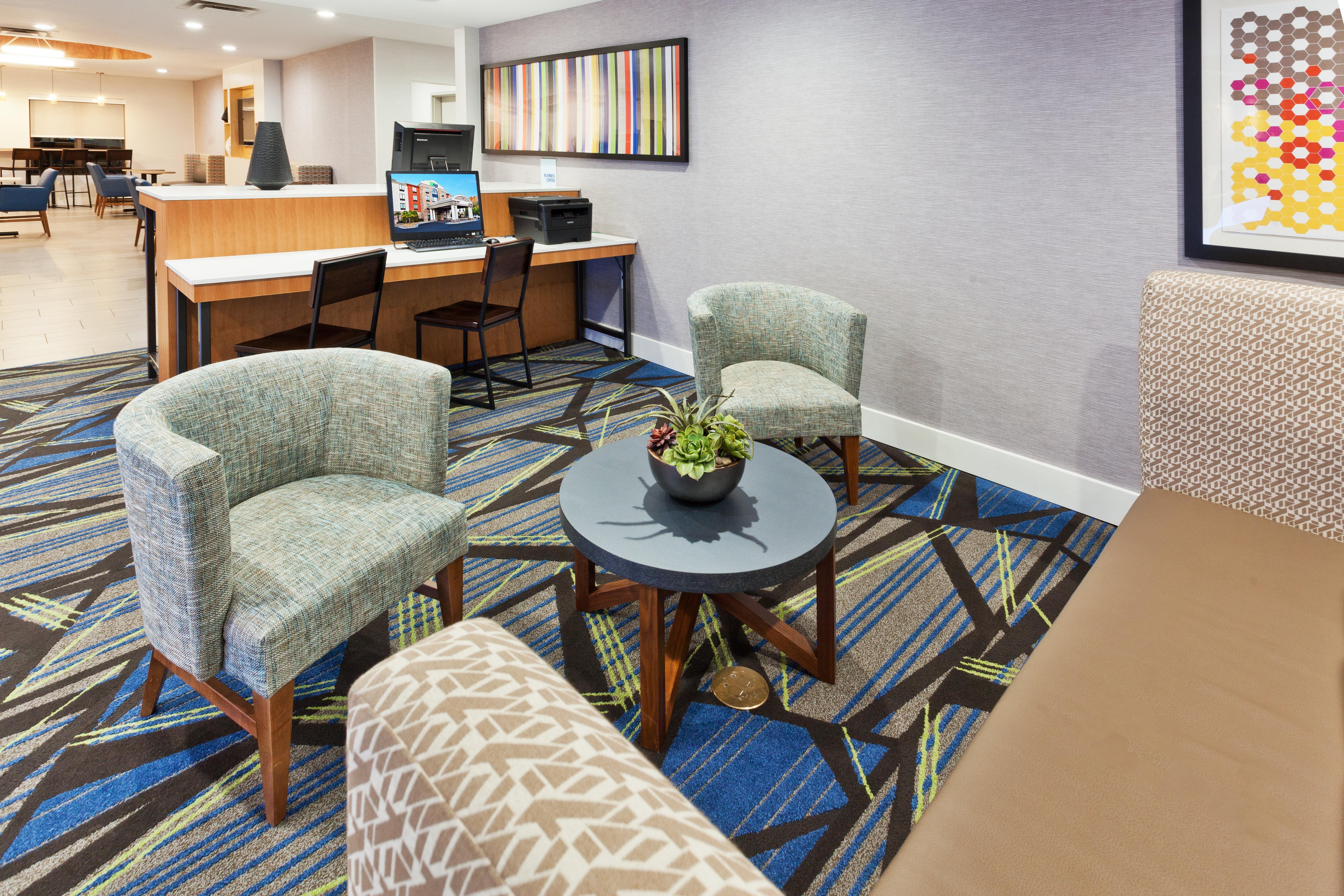 Holiday Inn Express Rome-East By Ihg Exterior foto