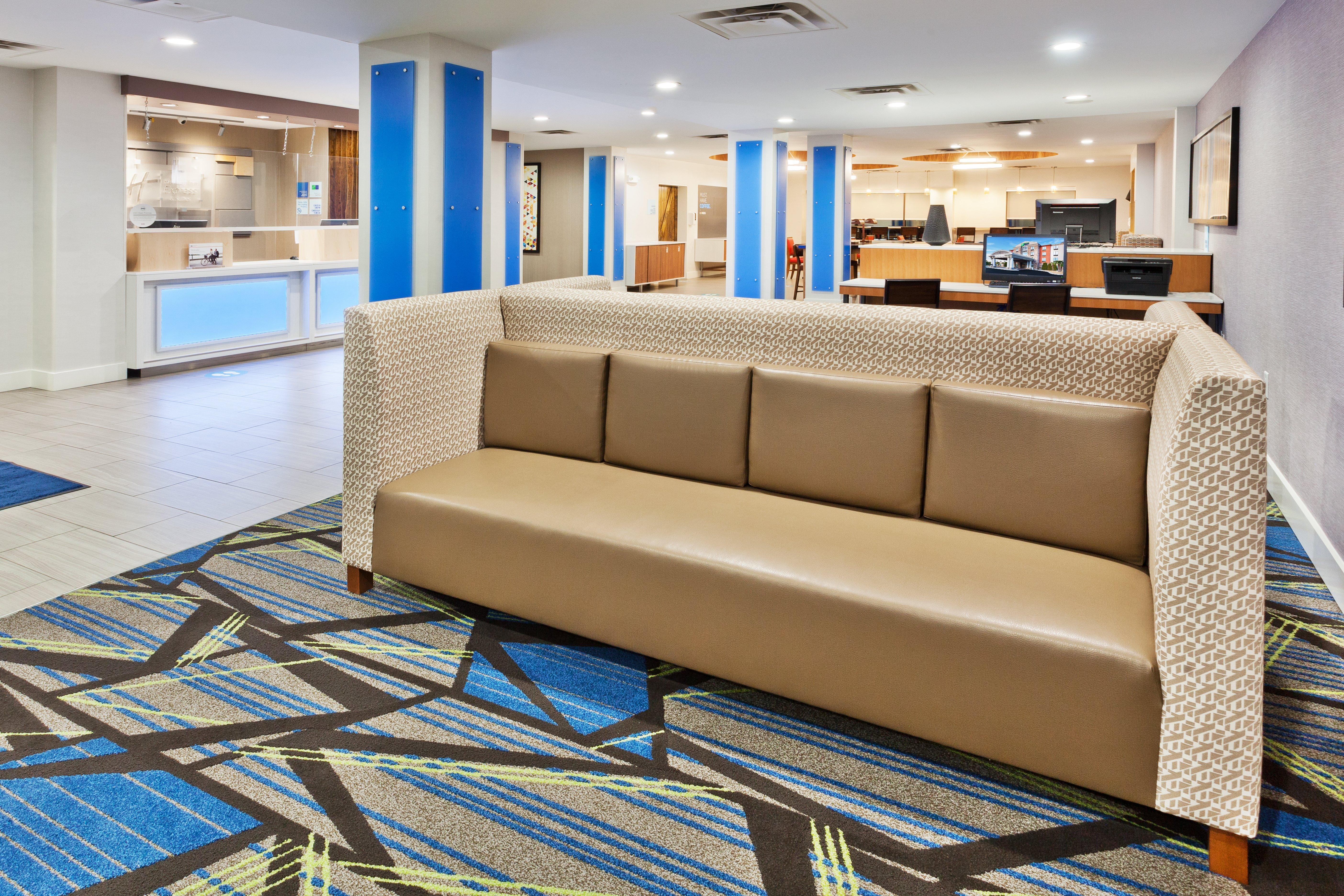 Holiday Inn Express Rome-East By Ihg Exterior foto